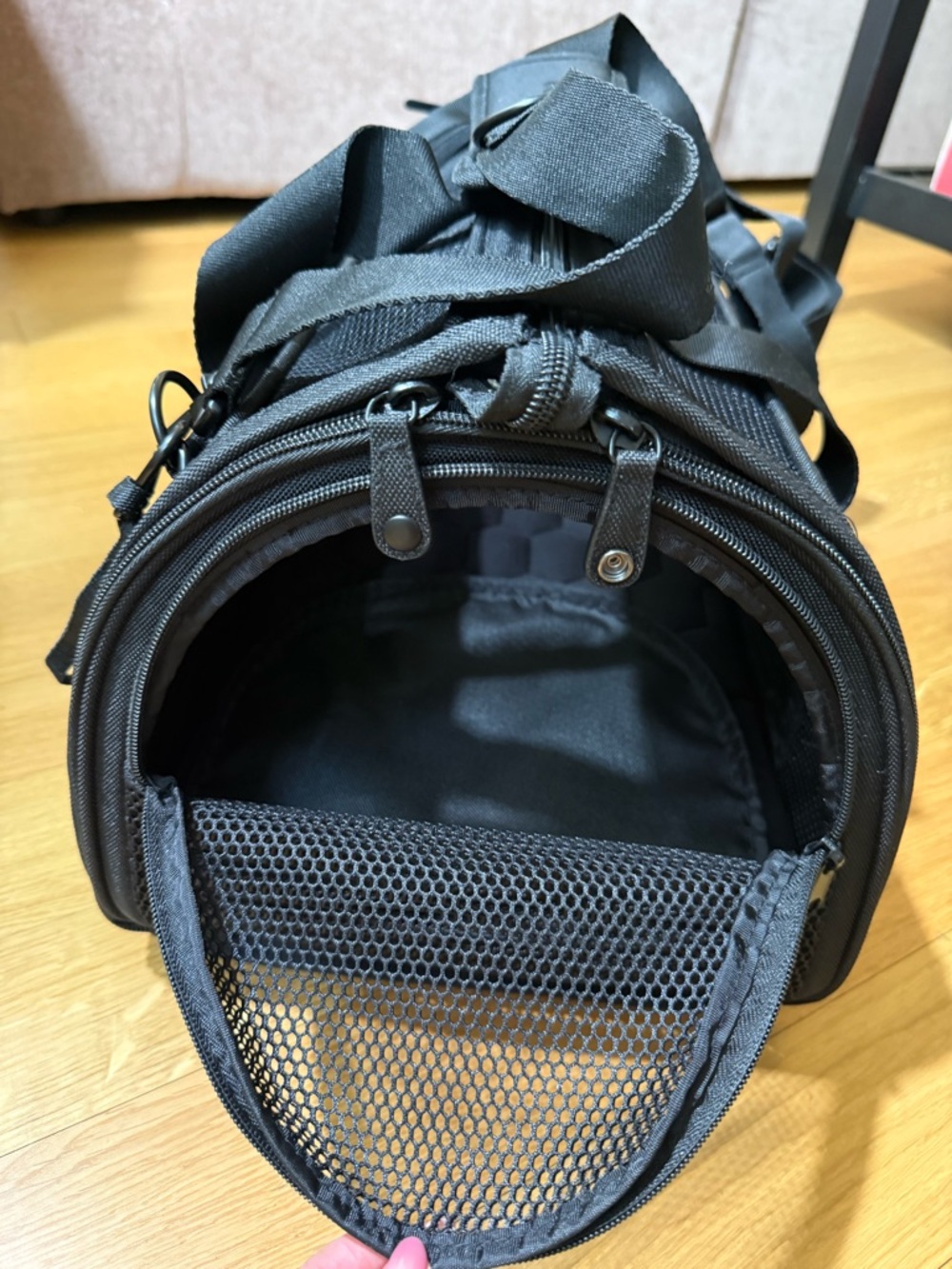 Black Wild One Airline approved Dog Travel Carrier - Picture 6 of 6
